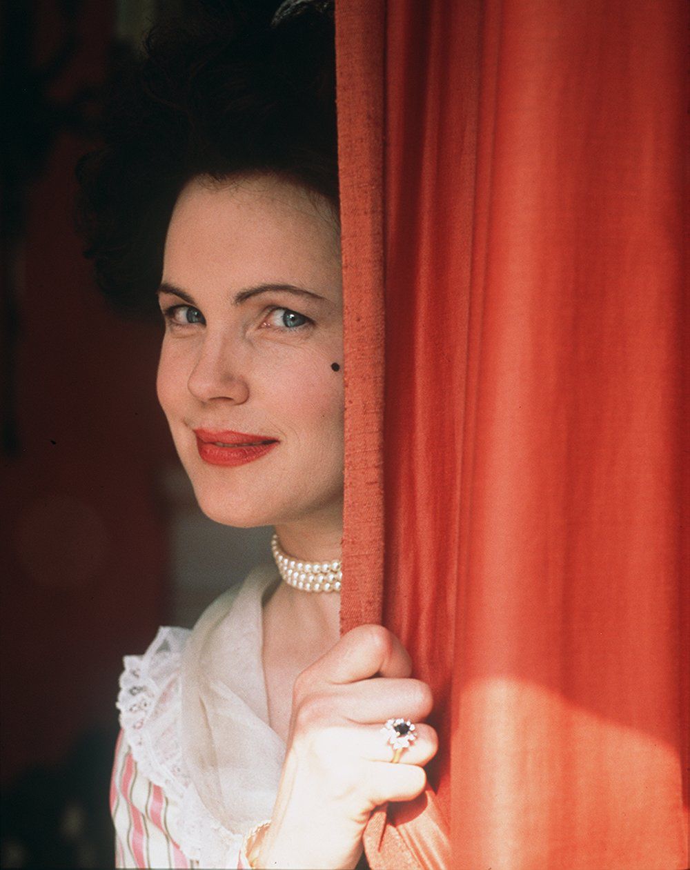 Elizabeth McGovern in 1999